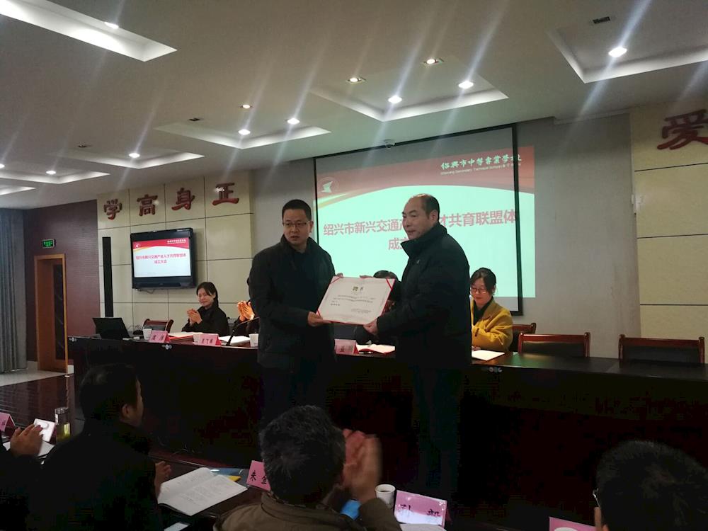 bec041cbe9664d7dac8478d5d64aa588.jpg bec041cbe9664d7dac8478d5d64aa588.jpg