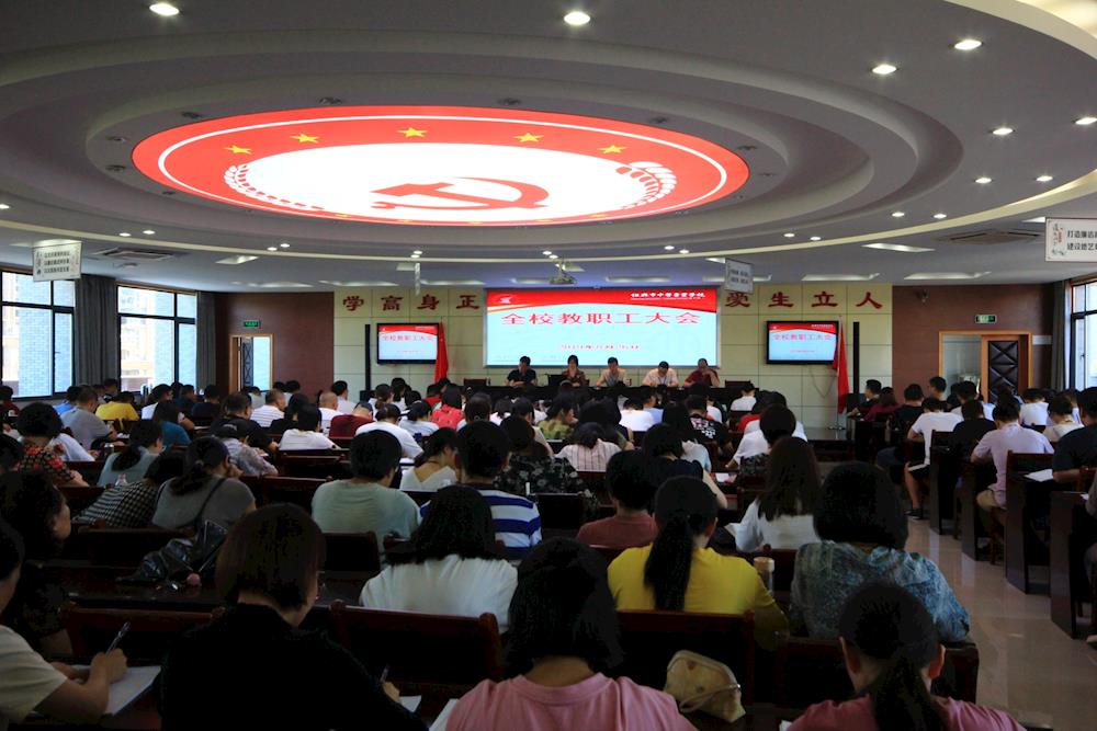 68a3aa3094b84aba9695eacfe2159768.jpg 68a3aa3094b84aba9695eacfe2159768.jpg